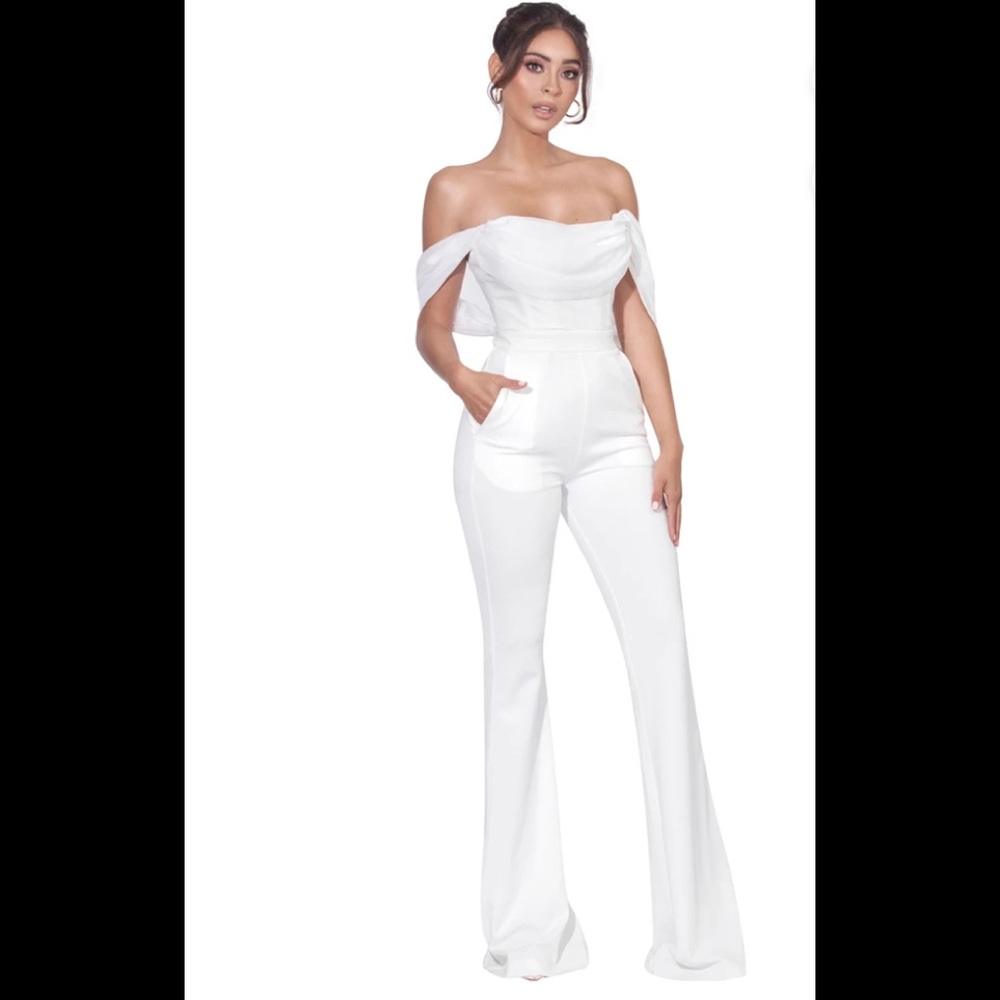 Miss circle white jumpsuit